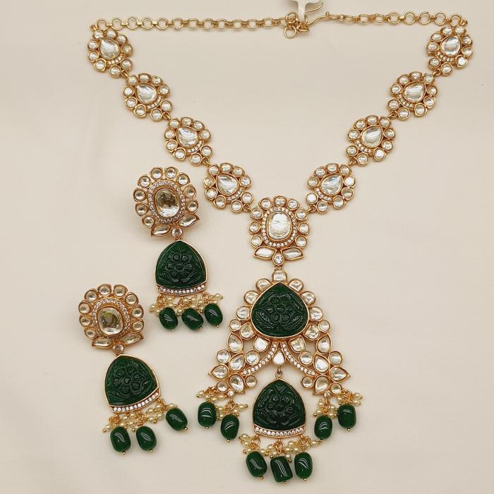 Amrapali Necklace Set 6 Green Gold