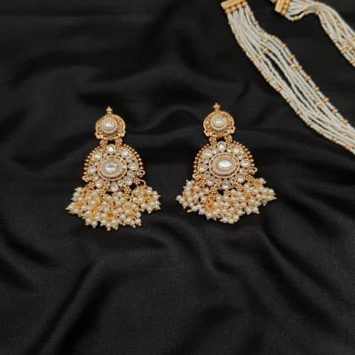 Kundan Long Necklace Set 8 Pearl Gold