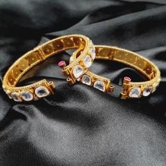 Premium Kundan Bangle 1 Gold 2.6