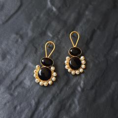 Modern Earrings 10 Black Gold