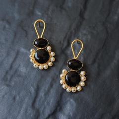 Modern Earrings 10 Black Gold