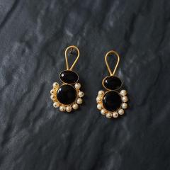 Modern Earrings 10 Black Gold