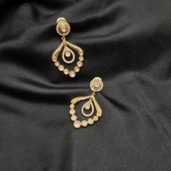 Tayani Kundan Earrings 1 Gold