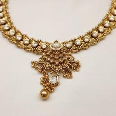 Kundan Necklace Set 5 Gold