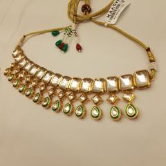 Kundan Necklace Set 1 Gold